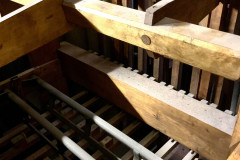 Swell-composition-action-fans-with-vertical-slider-transmission