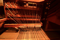Pedal-Bourdon-transmission-and-pull-down-squares