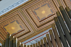 ceiling-above-facade-pipes2