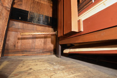 Feeders-and-blowing-handle